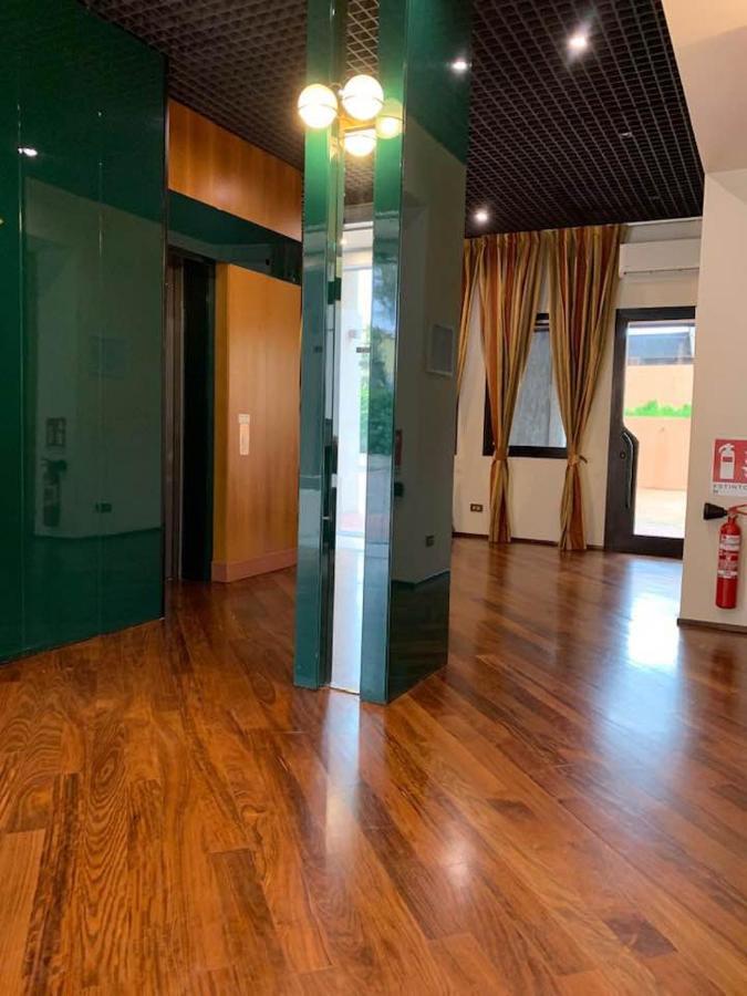 Hotel Dozza Ngoại thất bức ảnh