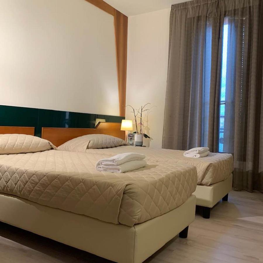 Hotel Dozza Ngoại thất bức ảnh